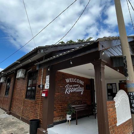 Roomstay By Abe Cottage Kuala Besut Zewnętrze zdjęcie